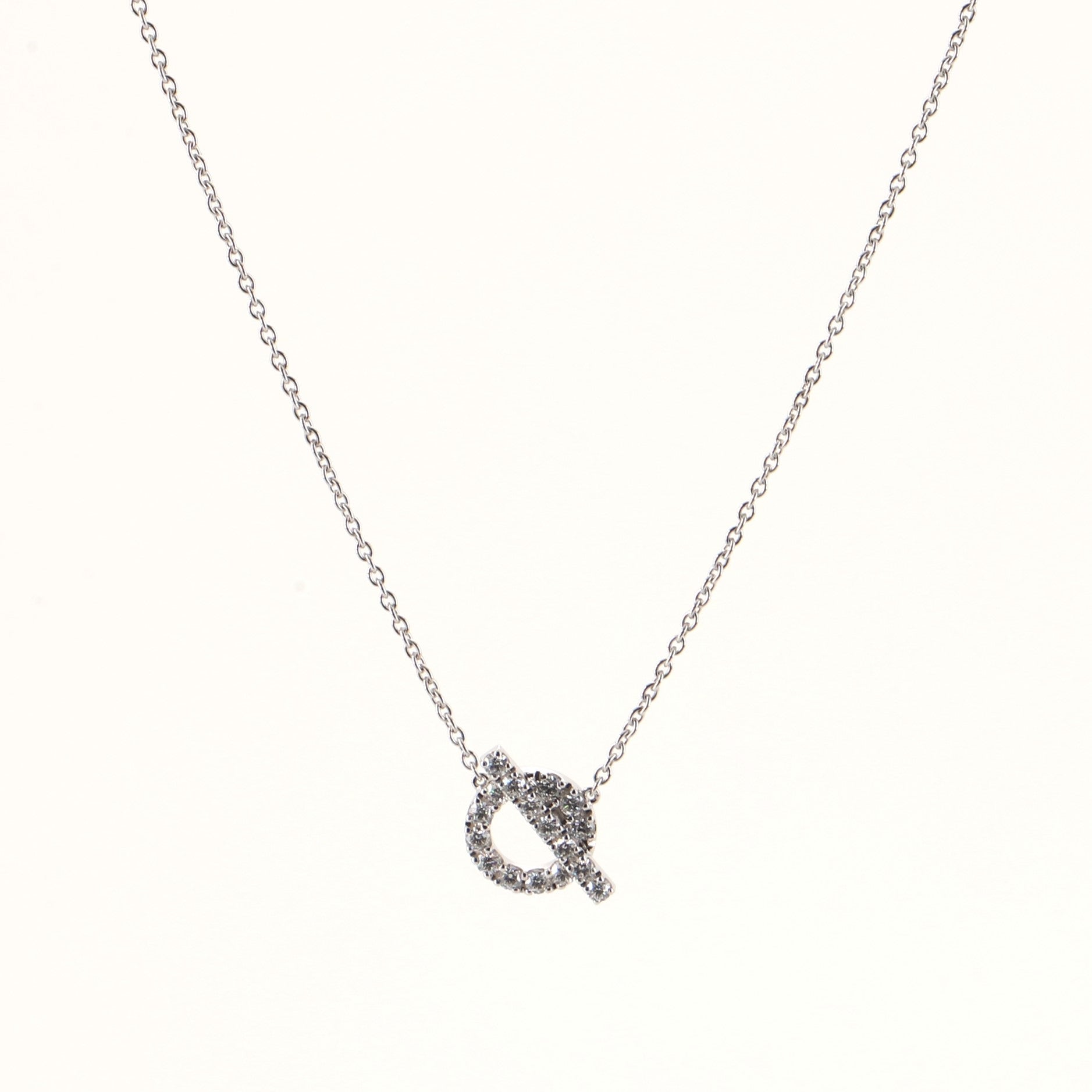Finesse Pendant Necklace 18K White Gold and Diamonds
