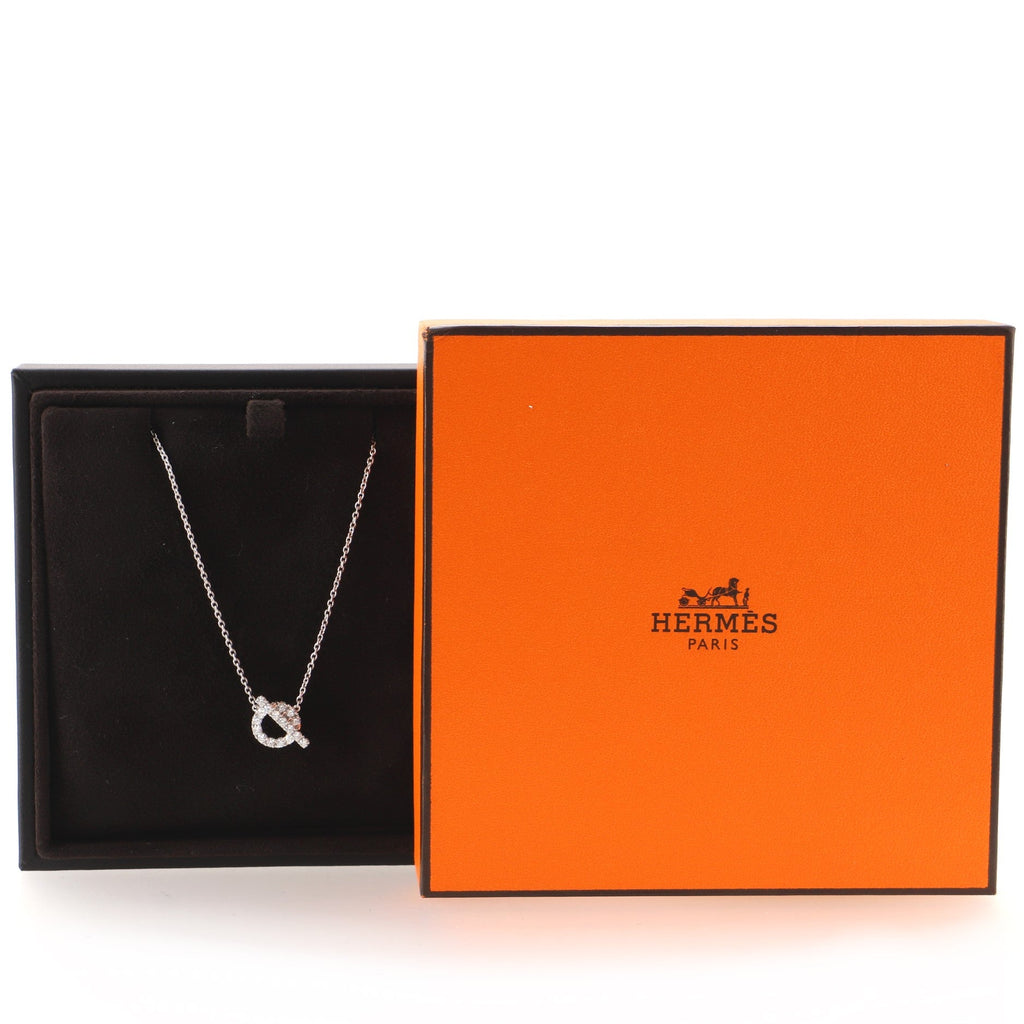Finesse Pendant Necklace 18K White Gold and Diamonds