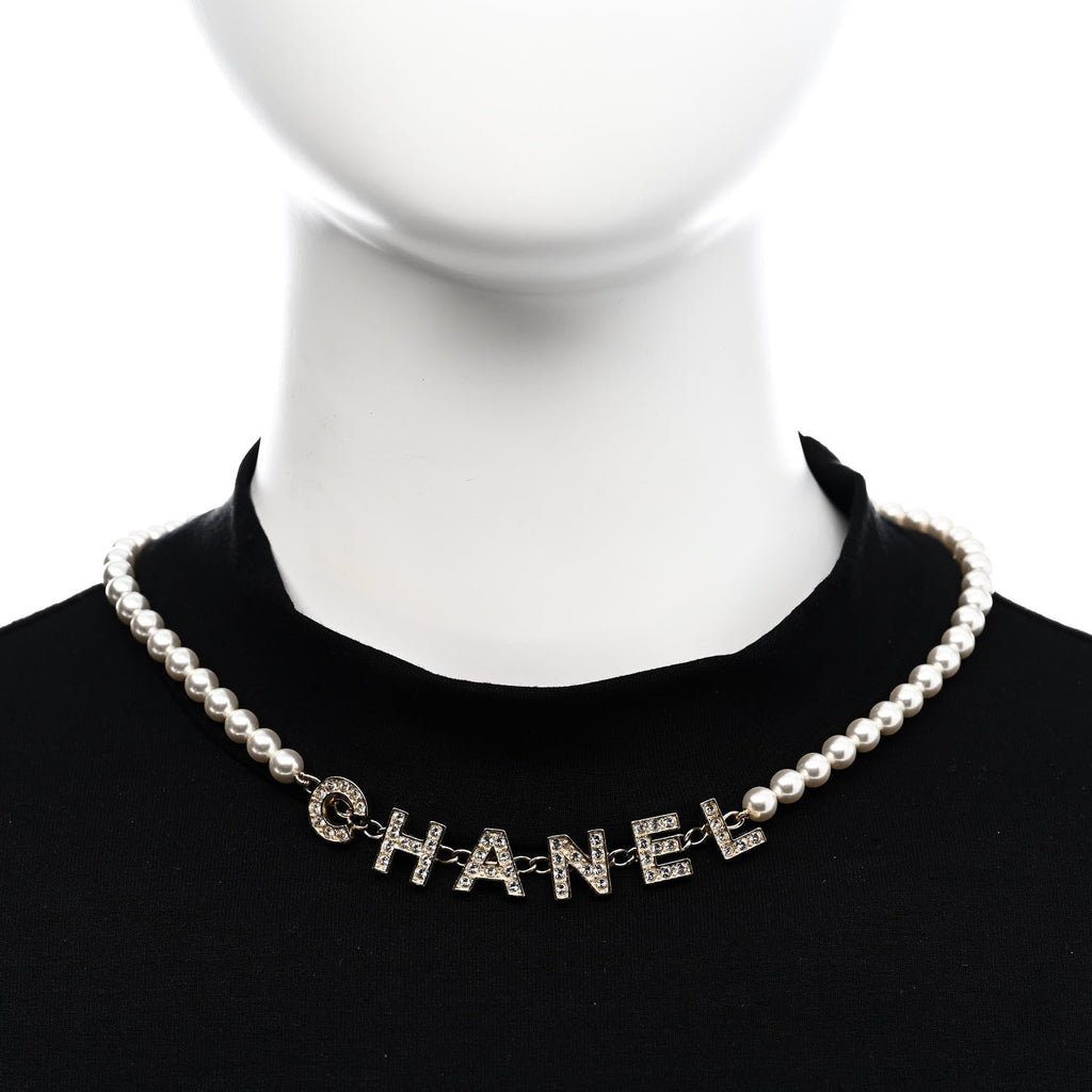 Pearl Crystal CC Logo Short Necklace Gold