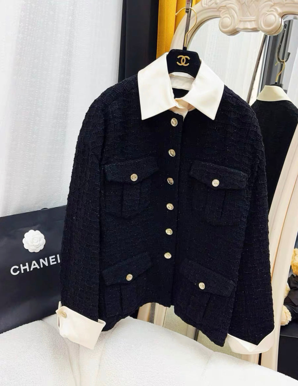 Chanel 21S Black tweed & silk jacket size 40