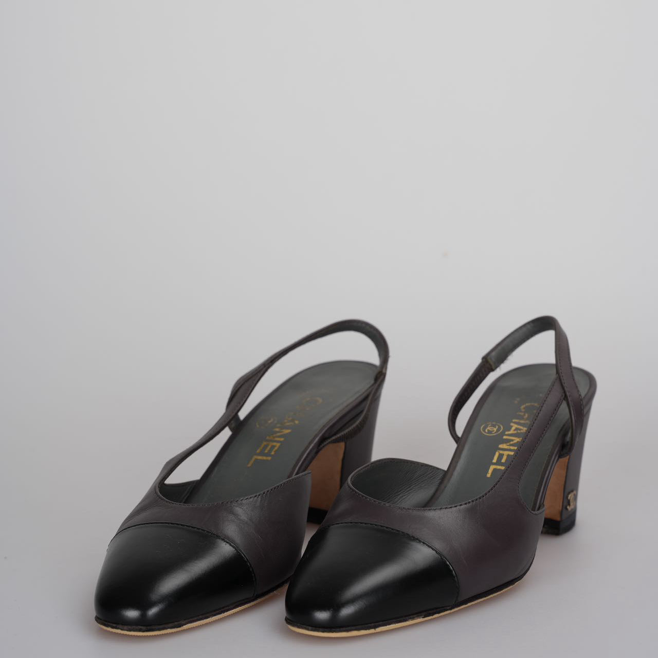 Chanel Black Brown Slingback Pumps with CC logo 35