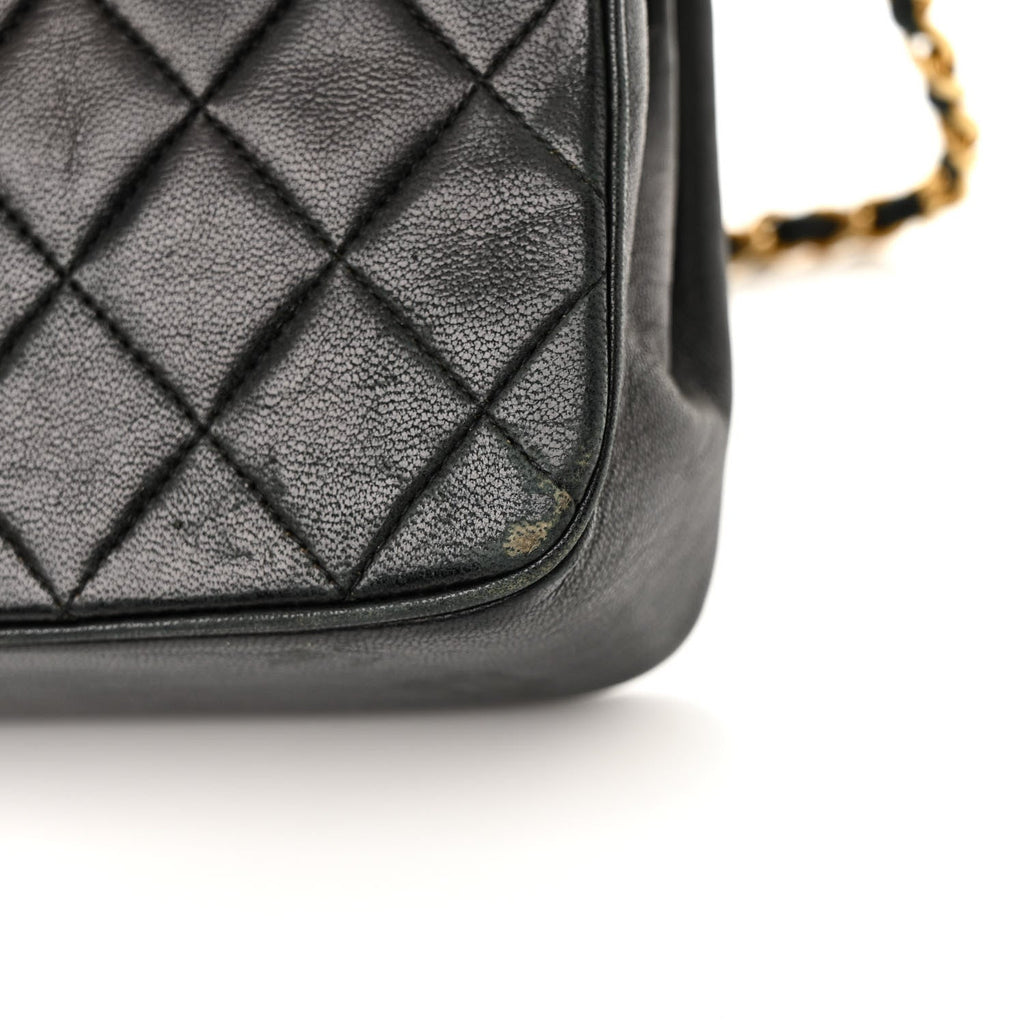 Lambskin Quilted Medium Single Flap Black