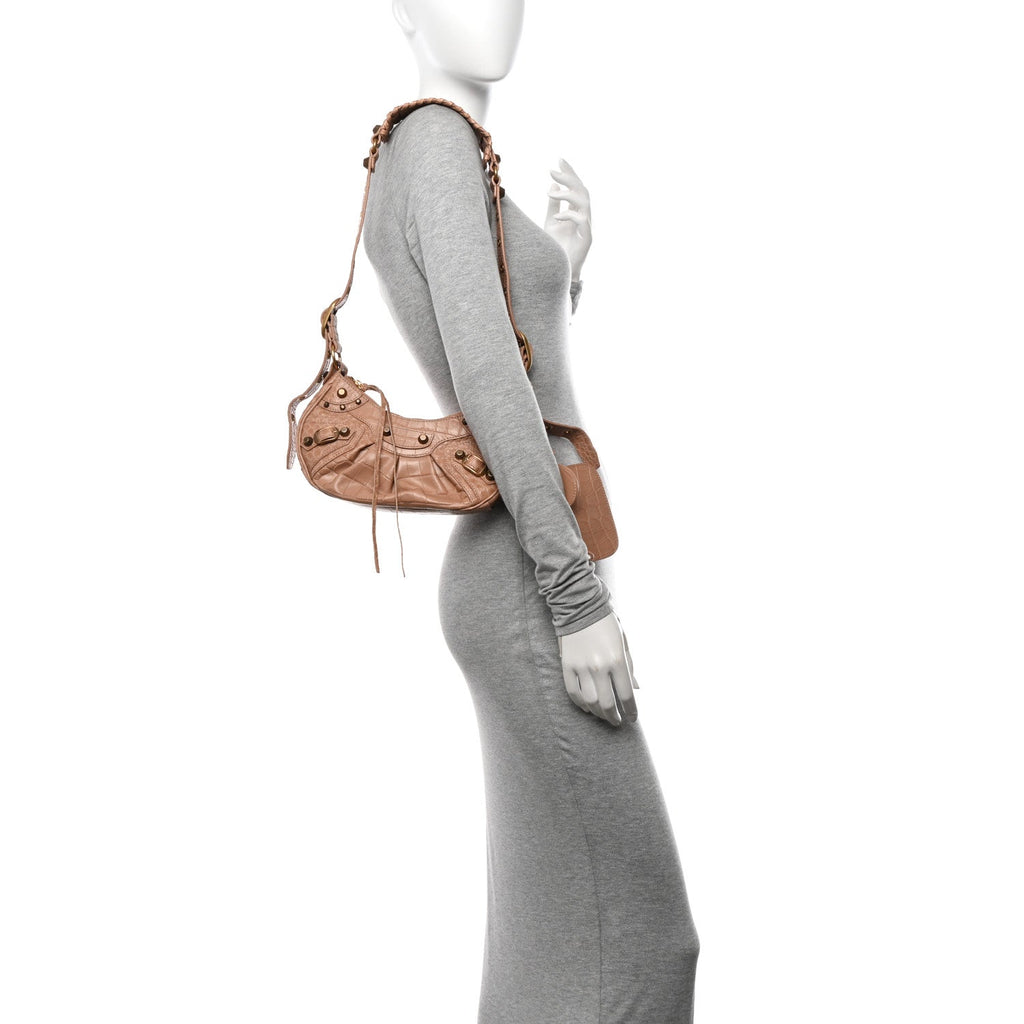 Extra Supple Calfskin Crocodile Embossed Le Cagole Shoulder Bag XS Nude Beige