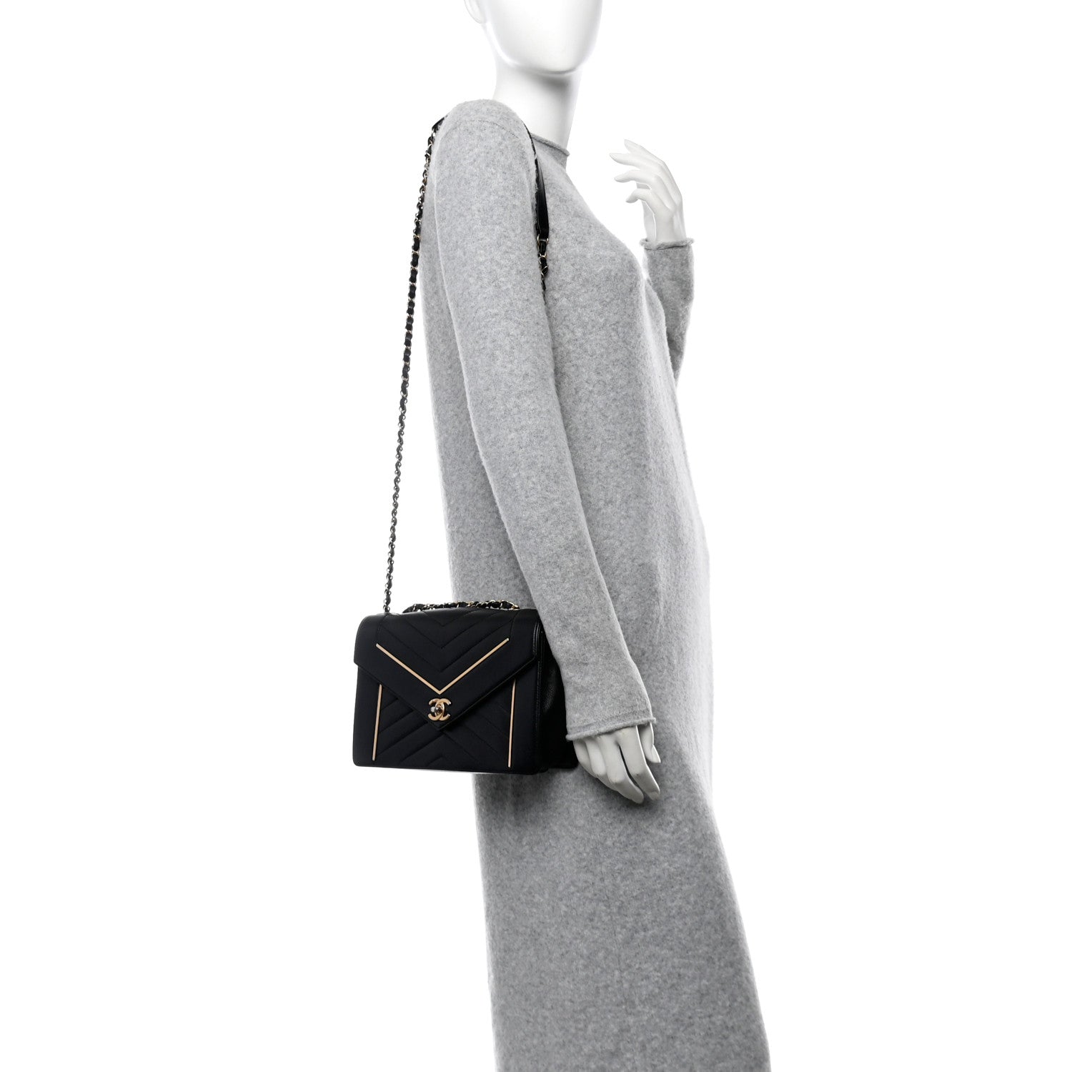 Lambskin Reversed Chevron Quilted Flap Black