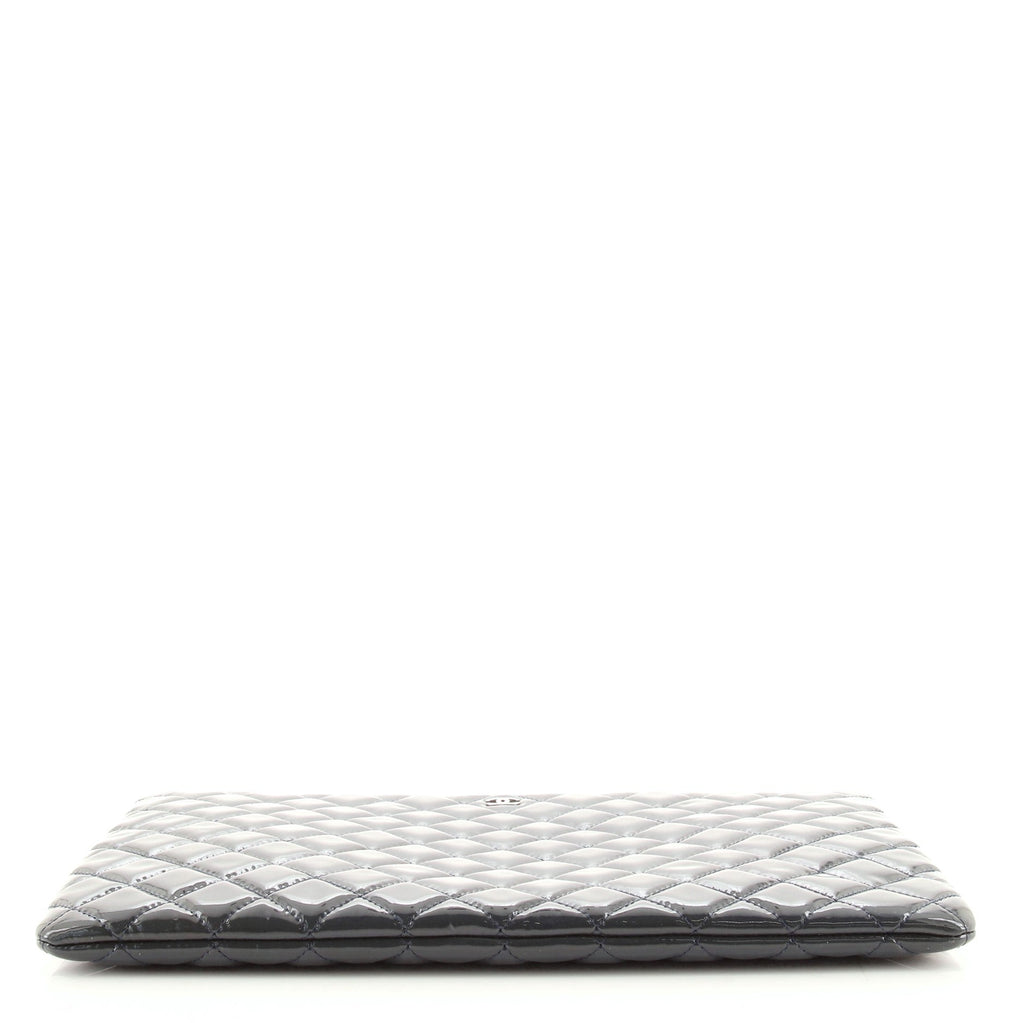 O Case Clutch Quilted Patent Large