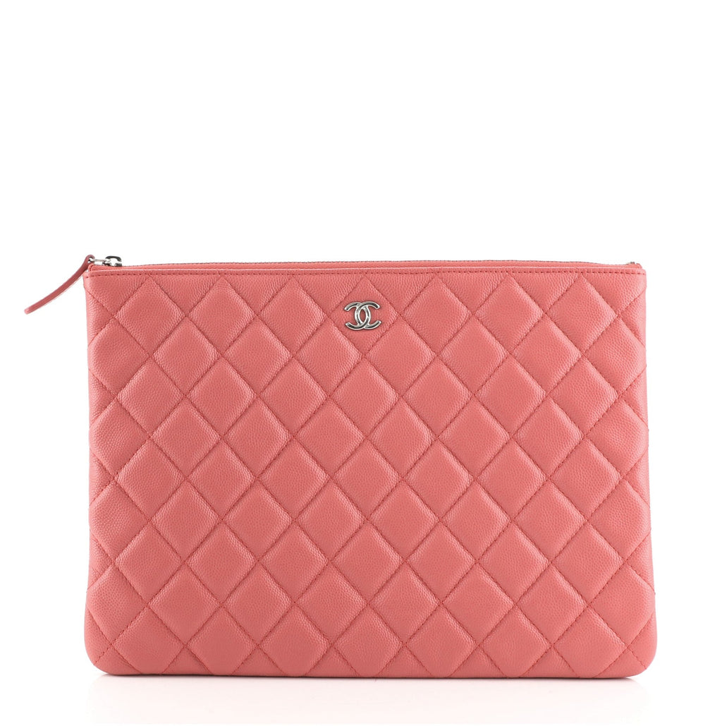 O Case Clutch Quilted Caviar Medium