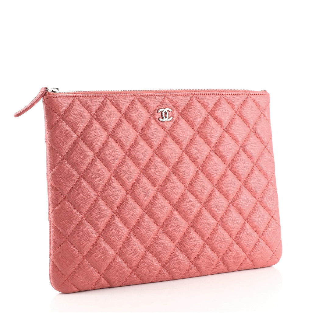 O Case Clutch Quilted Caviar Medium