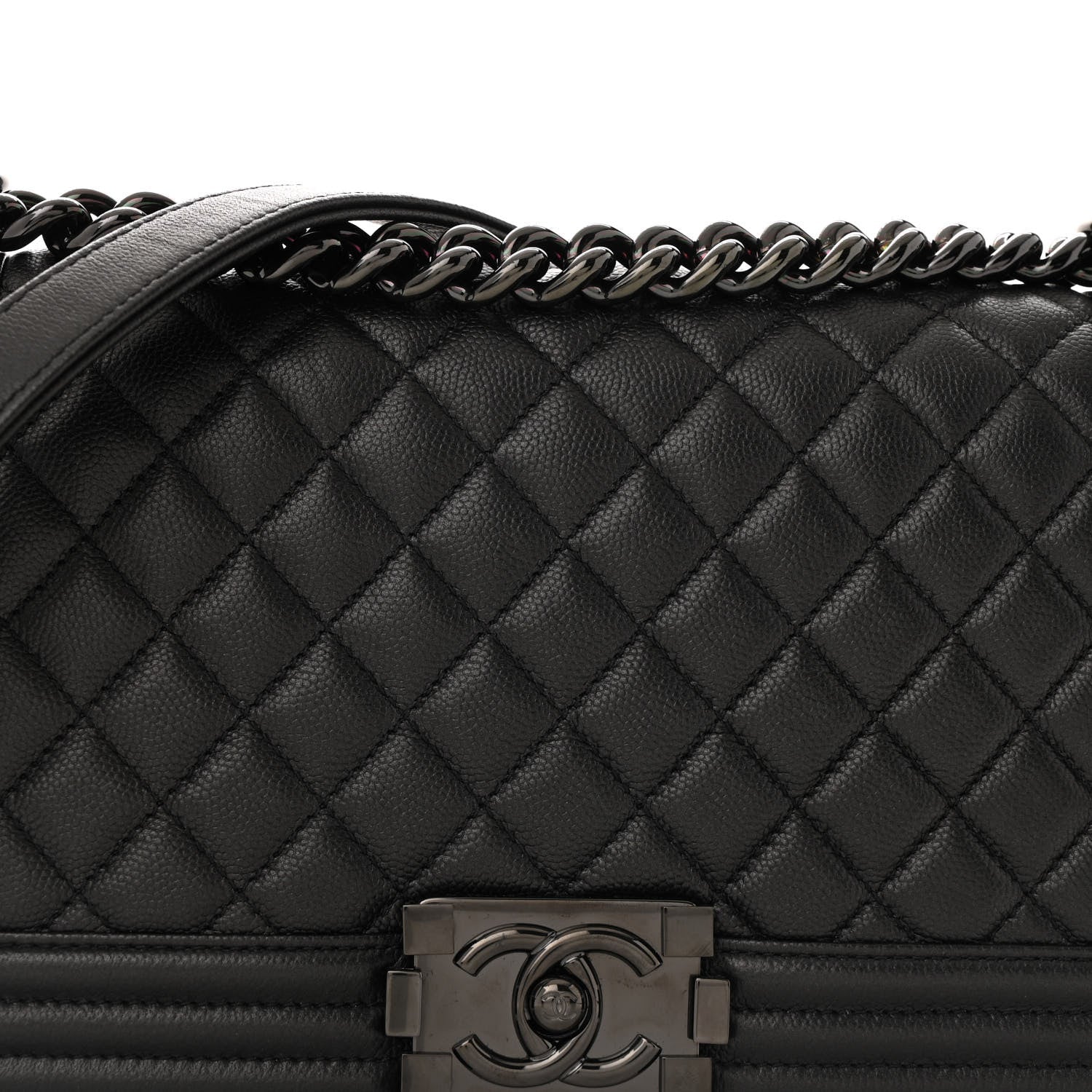 Caviar Quilted Medium Boy Flap So Black
