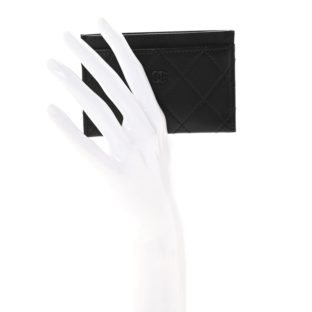 Calfskin Quilted  Holder So Black