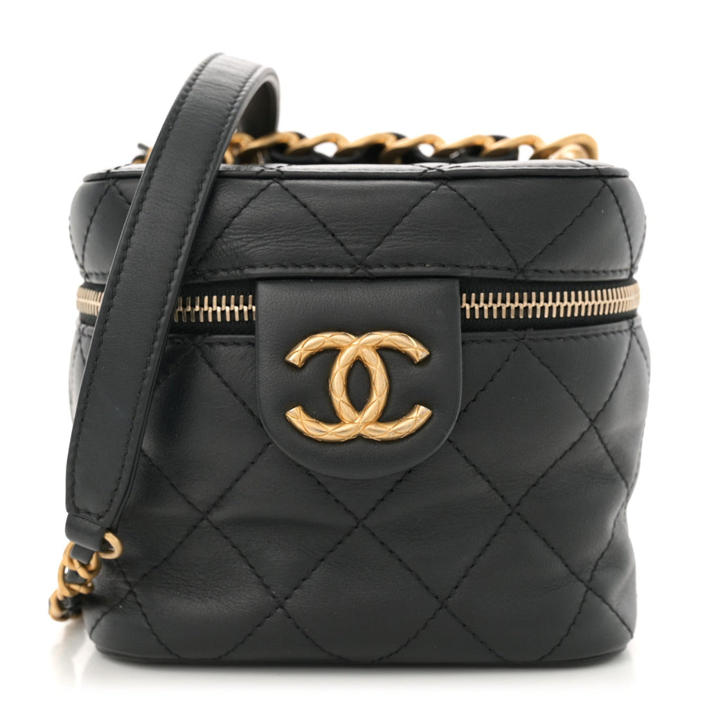 Calfskin Quilted Small Vanity Case With Chain Black