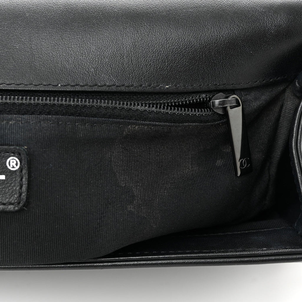 Calfskin Quilted New Medium Boy Flap So Black