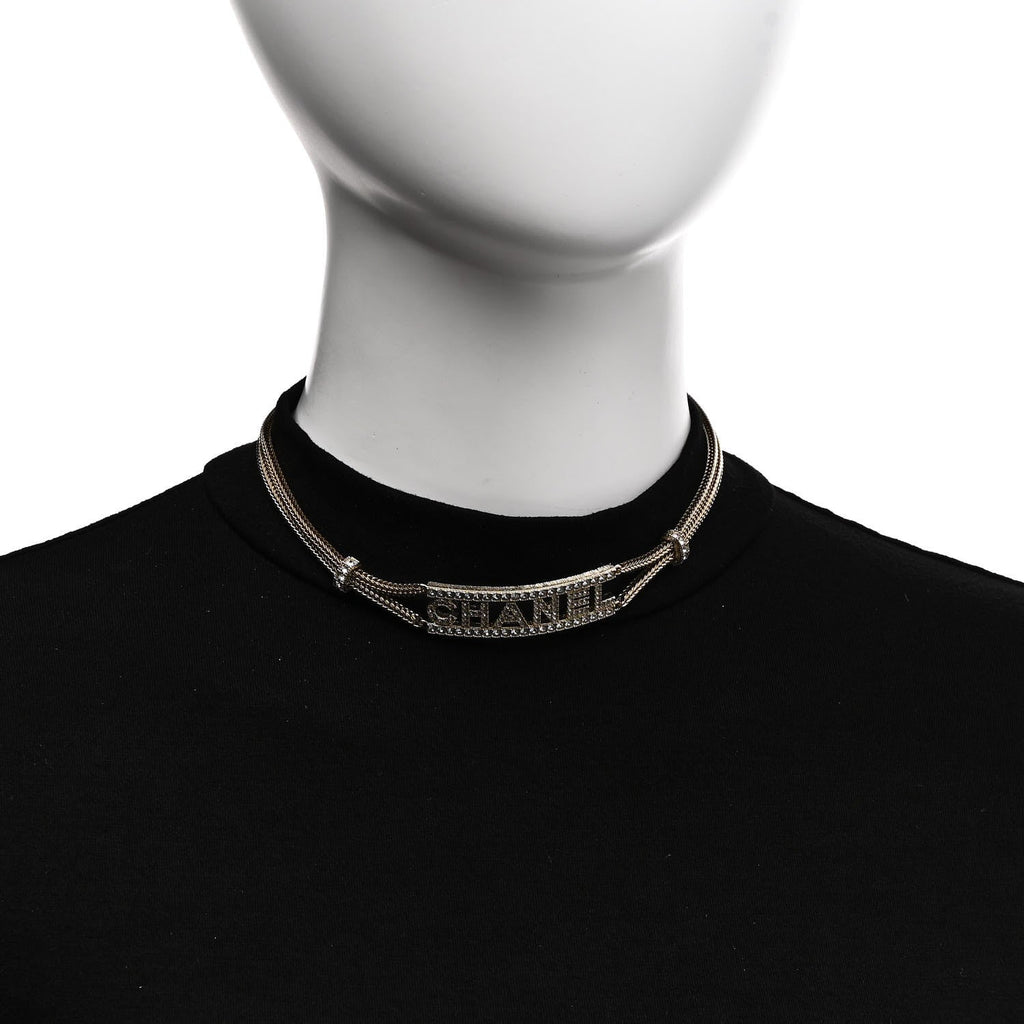 Metal Crystal Logo Choker Necklace Gold