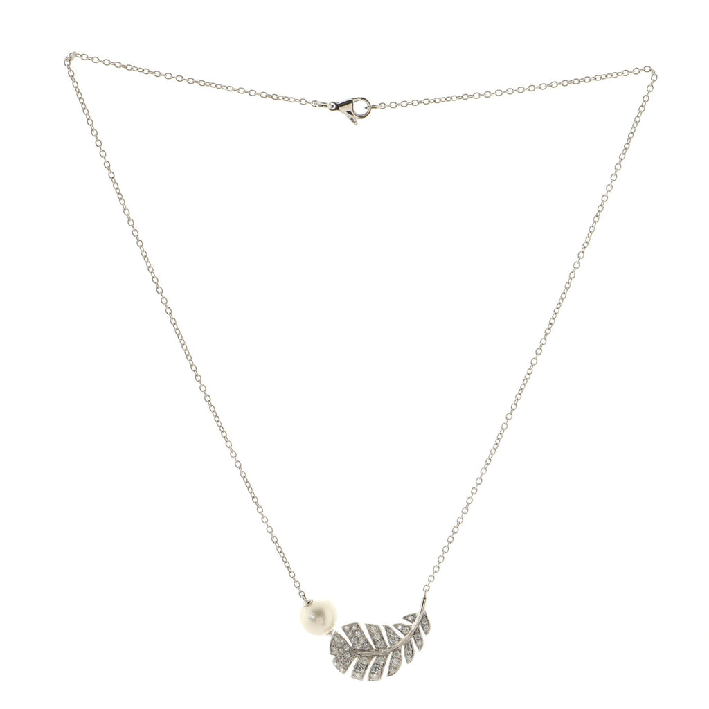 Plume De Chanel Pendant Necklace 18K White Gold and Diamonds with Pearl