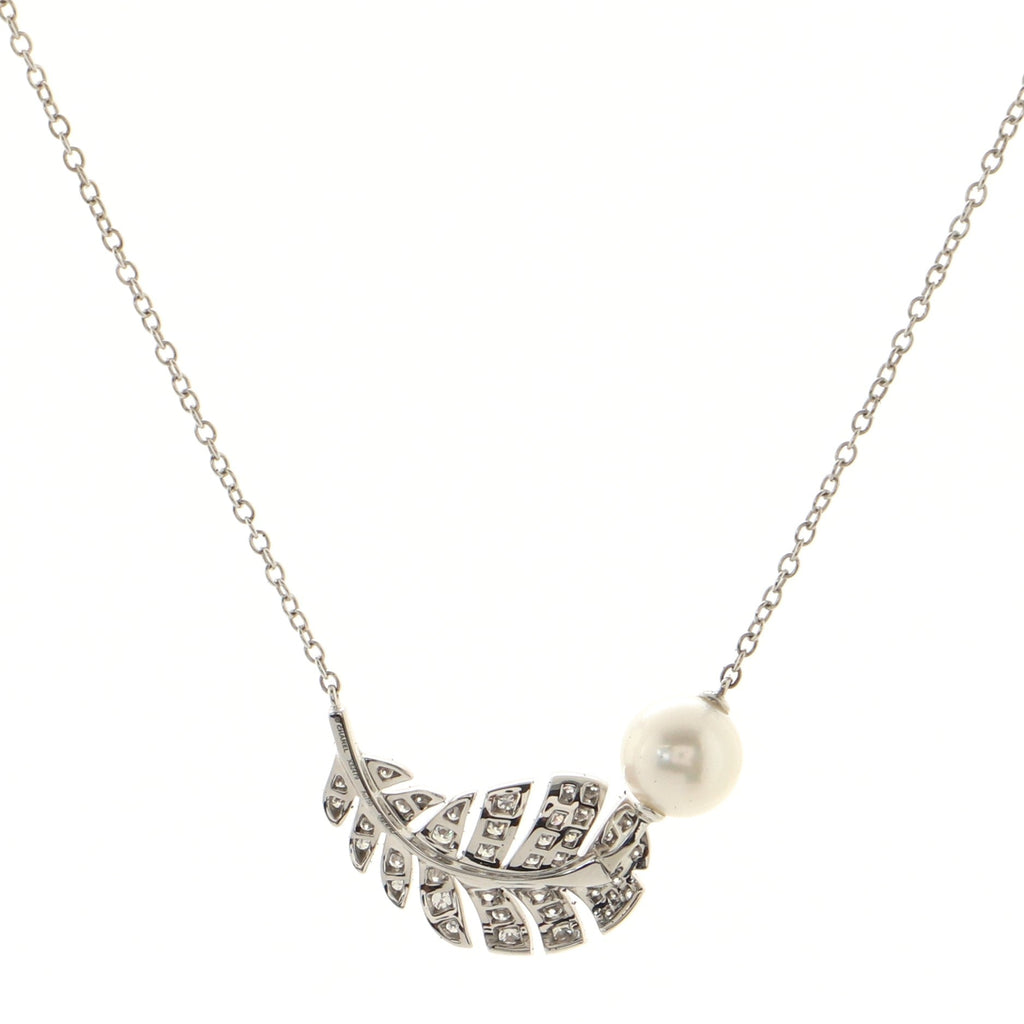 Plume De Chanel Pendant Necklace 18K White Gold and Diamonds with Pearl