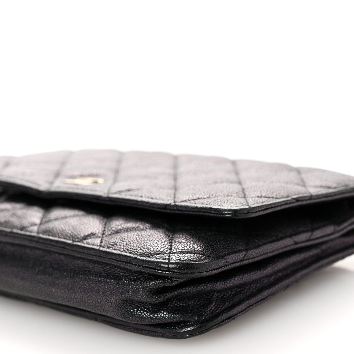 Iridescent Caviar Quilted Wallet on Chain WOC Black