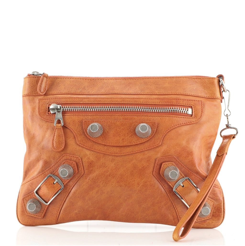 Flat Clutch Giant Studs Leather