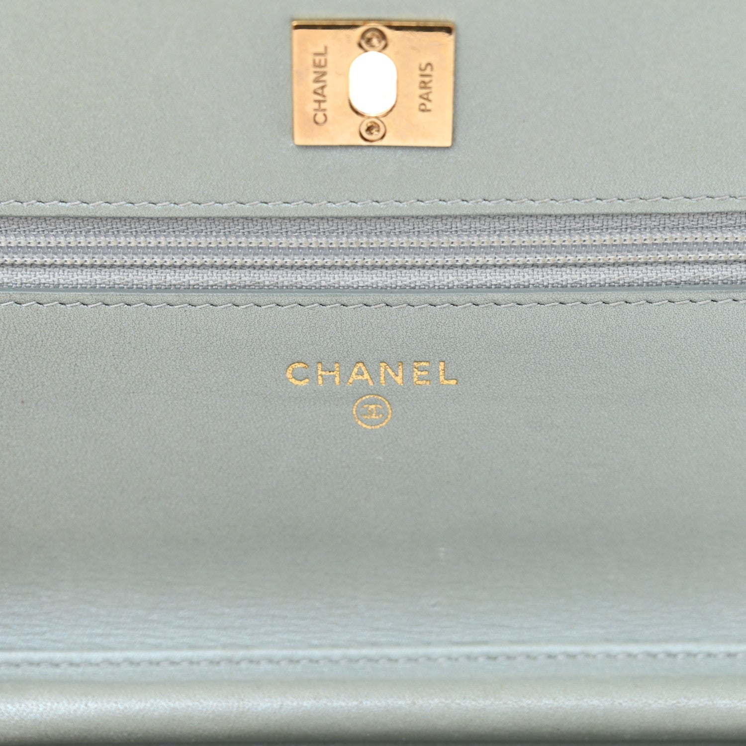 Lizard Wallet on Chain WOC Light Grey