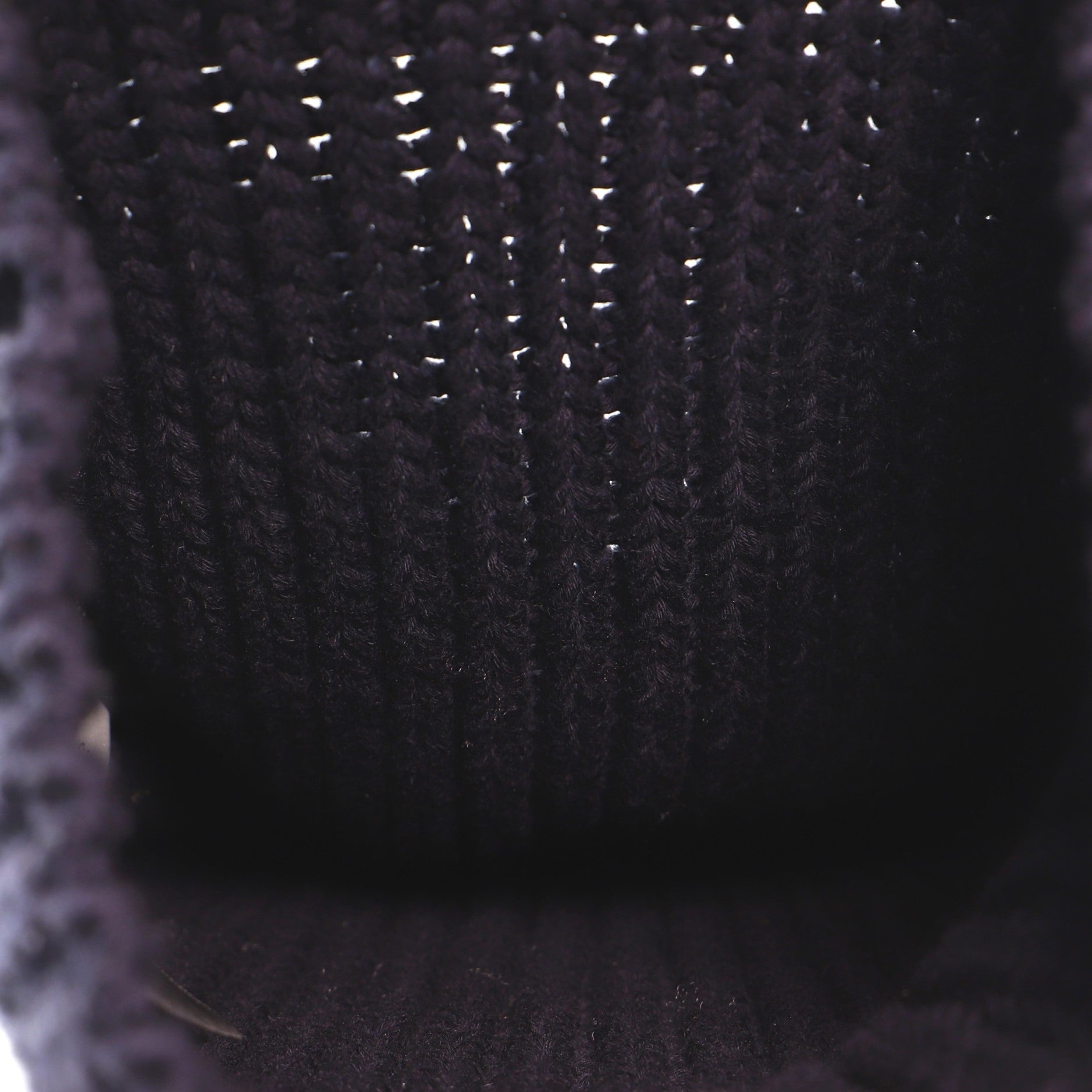 Bee Beanie Wool Blend Medium