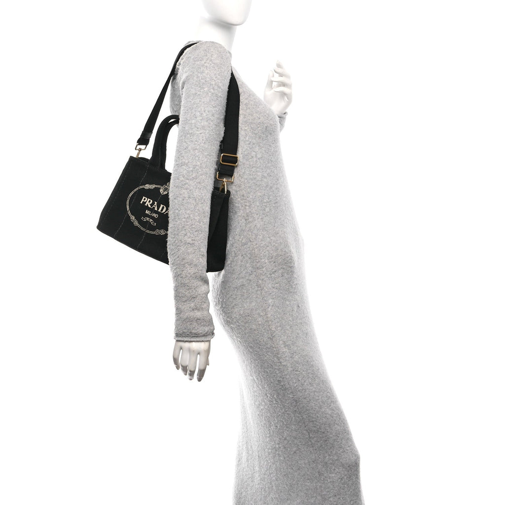 Canapa Small Logo Tote Black Talco