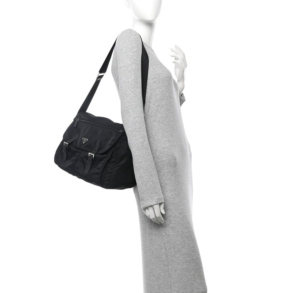 Tessuto Nylon Saffiano Vela Messenger Bag Black