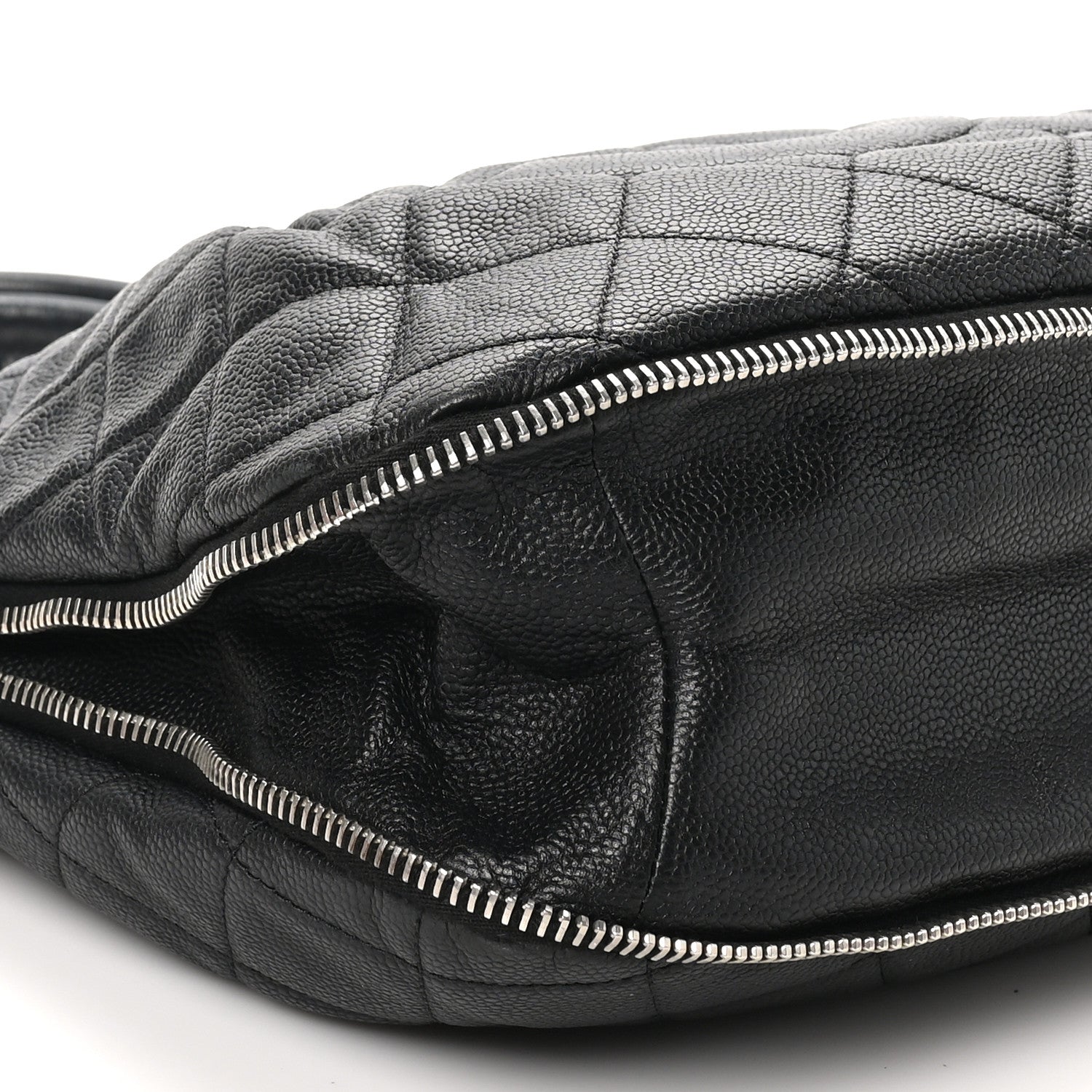 Caviar Quilted CC Zip Around Shoulder Bag Black