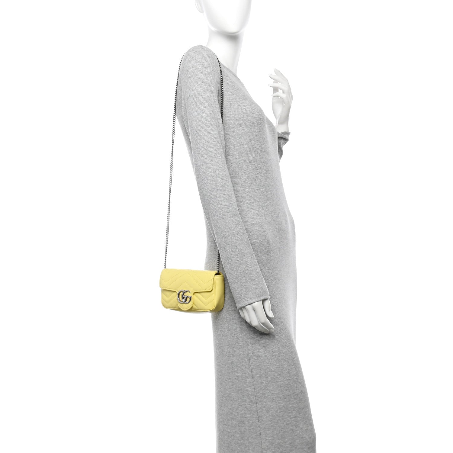 Calfskin Matelasse Super Mini GG Marmont Shoulder Bag Banana