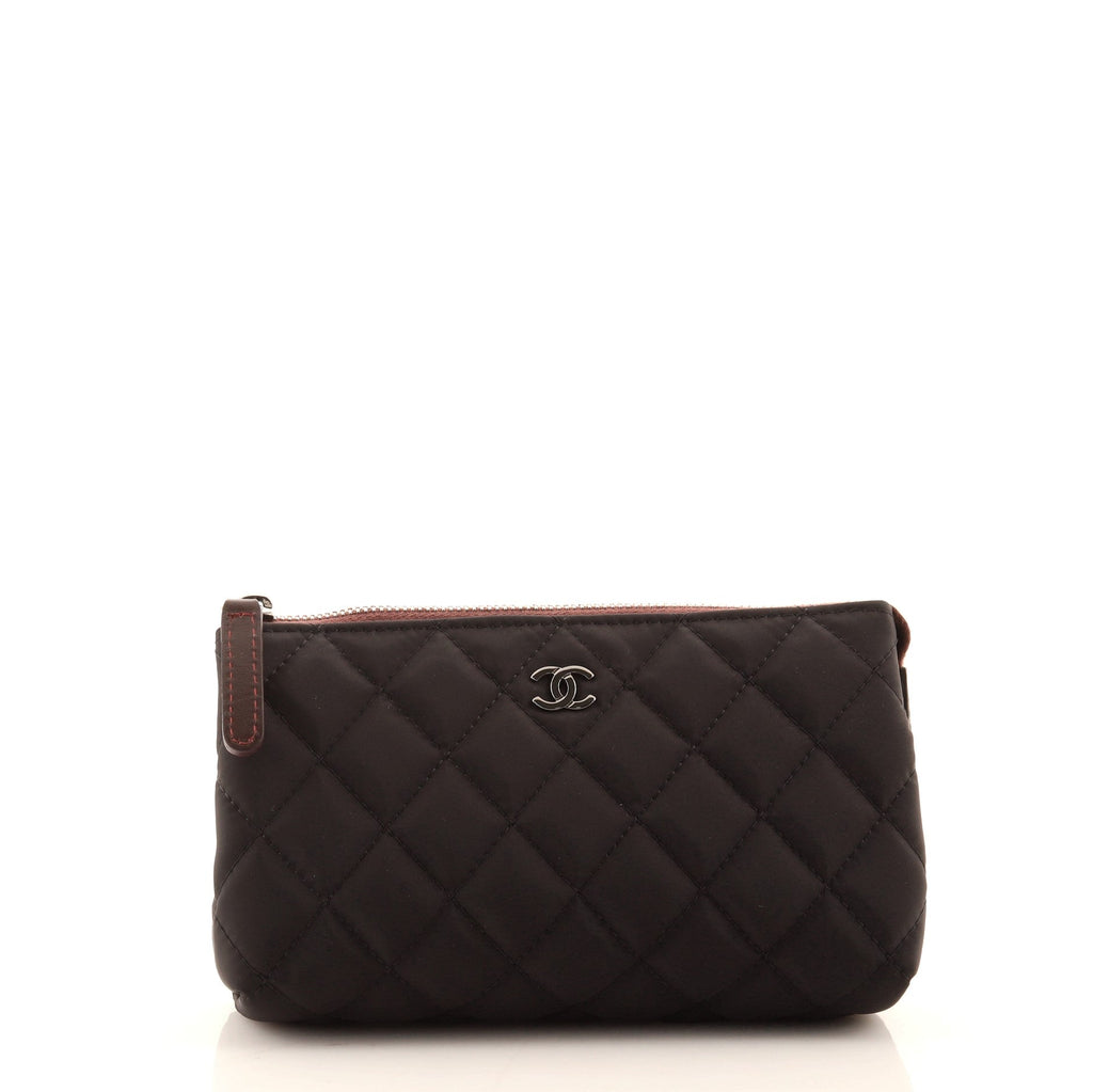 Classic O Case Pouch Quilted Nylon Mini