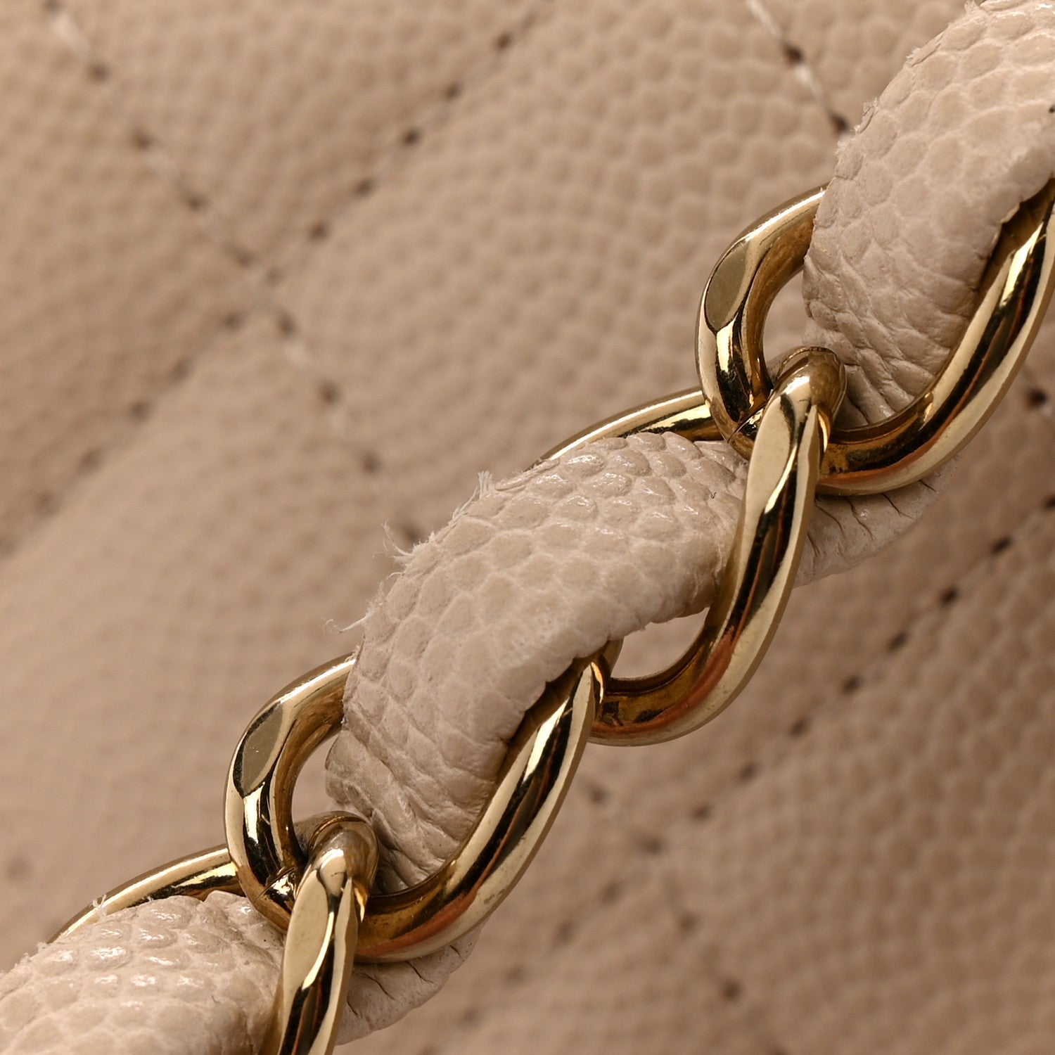 Caviar Quilted Medium Double Flap Ecru