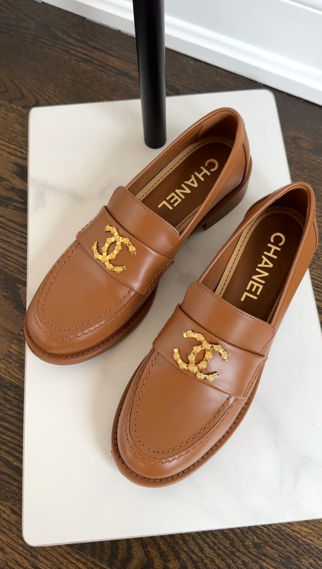 Chanel Caramel Brown 24C Smooth Leather CC Logo Loafers - 36.5 (37)