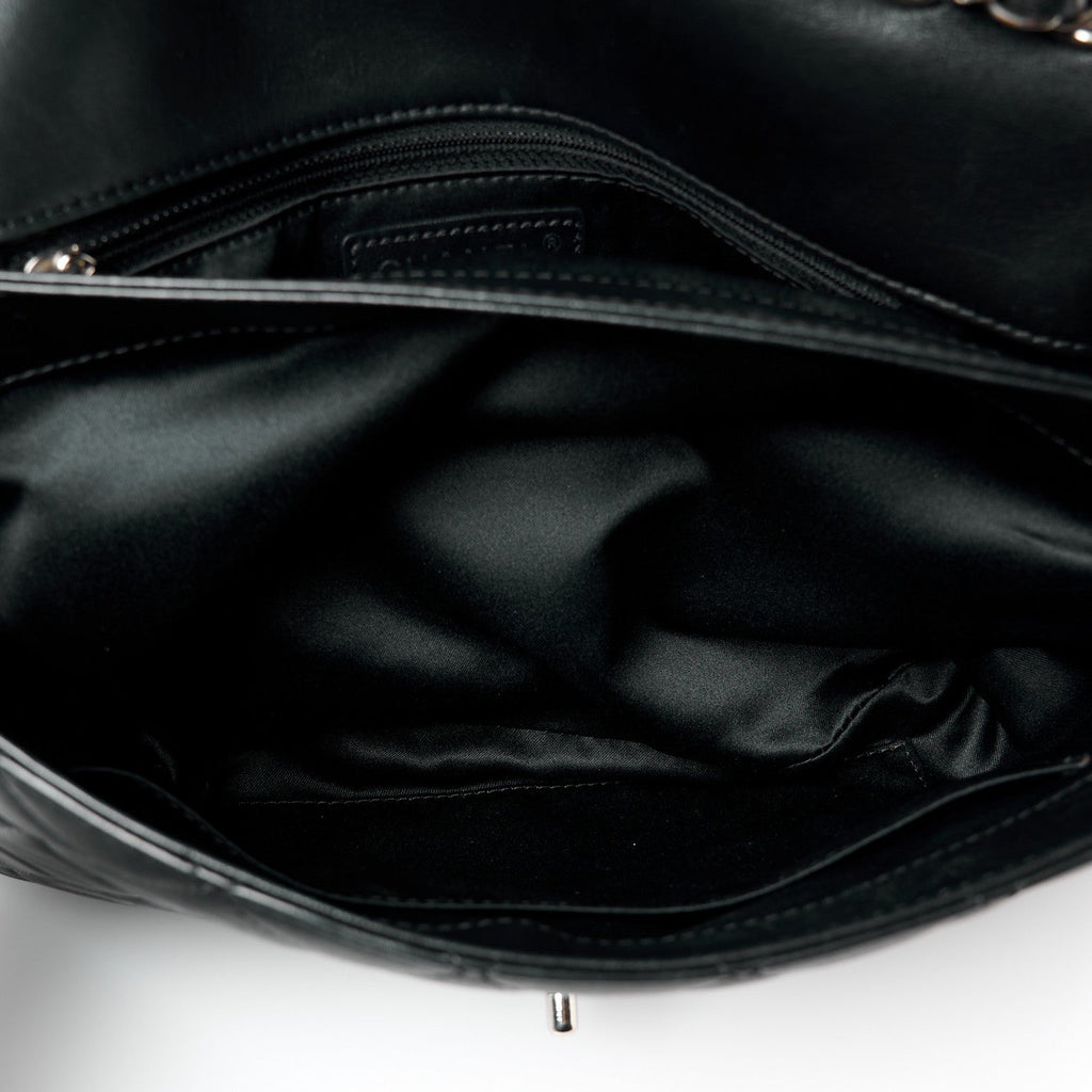 Lambskin Quilted Large Pagode Piping Flap Black