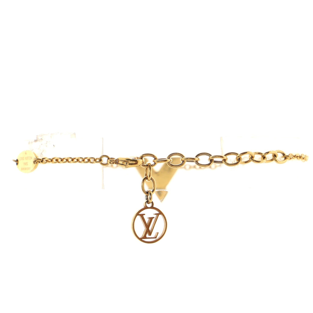 Essential V Bracelet Bracelet