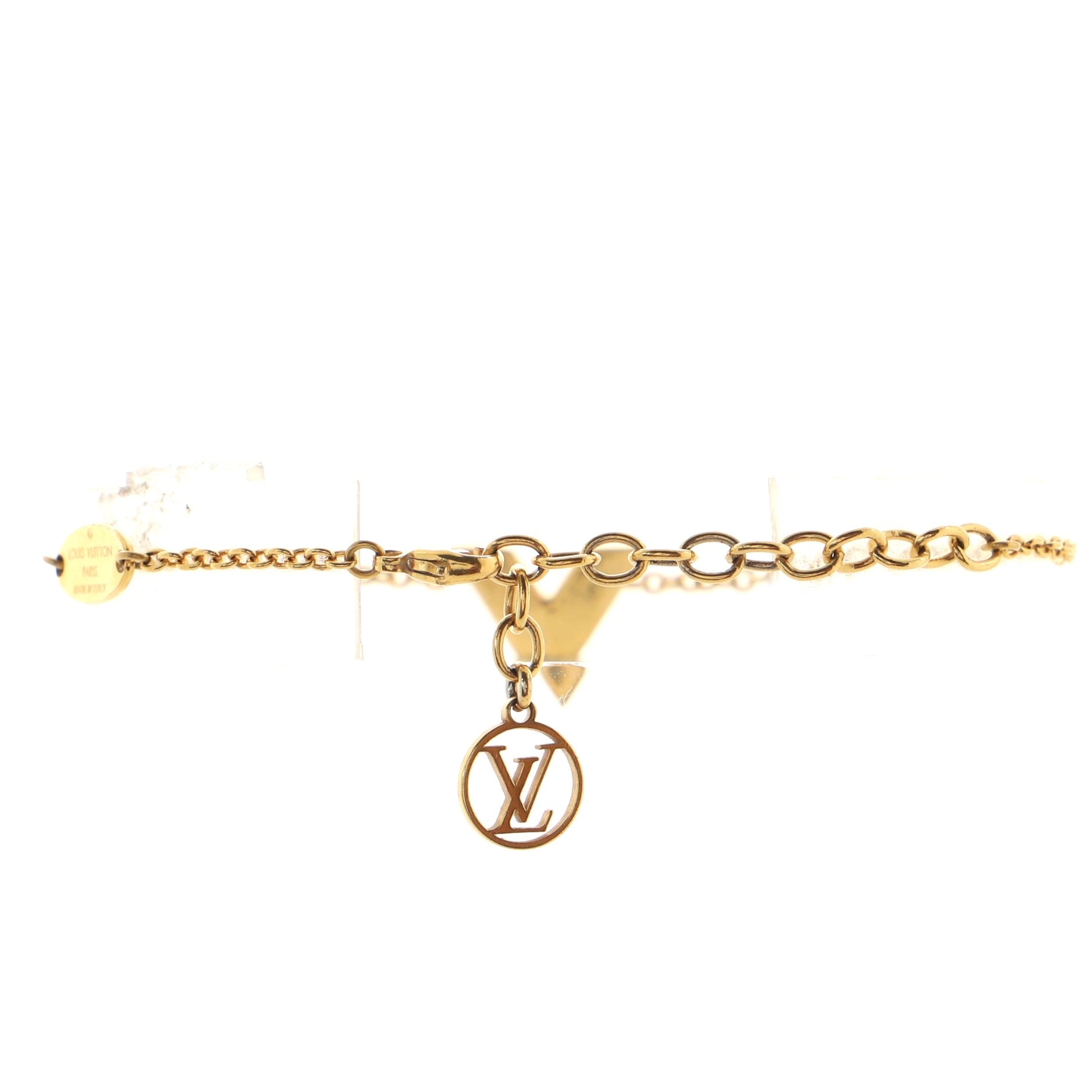 Essential V Bracelet Bracelet