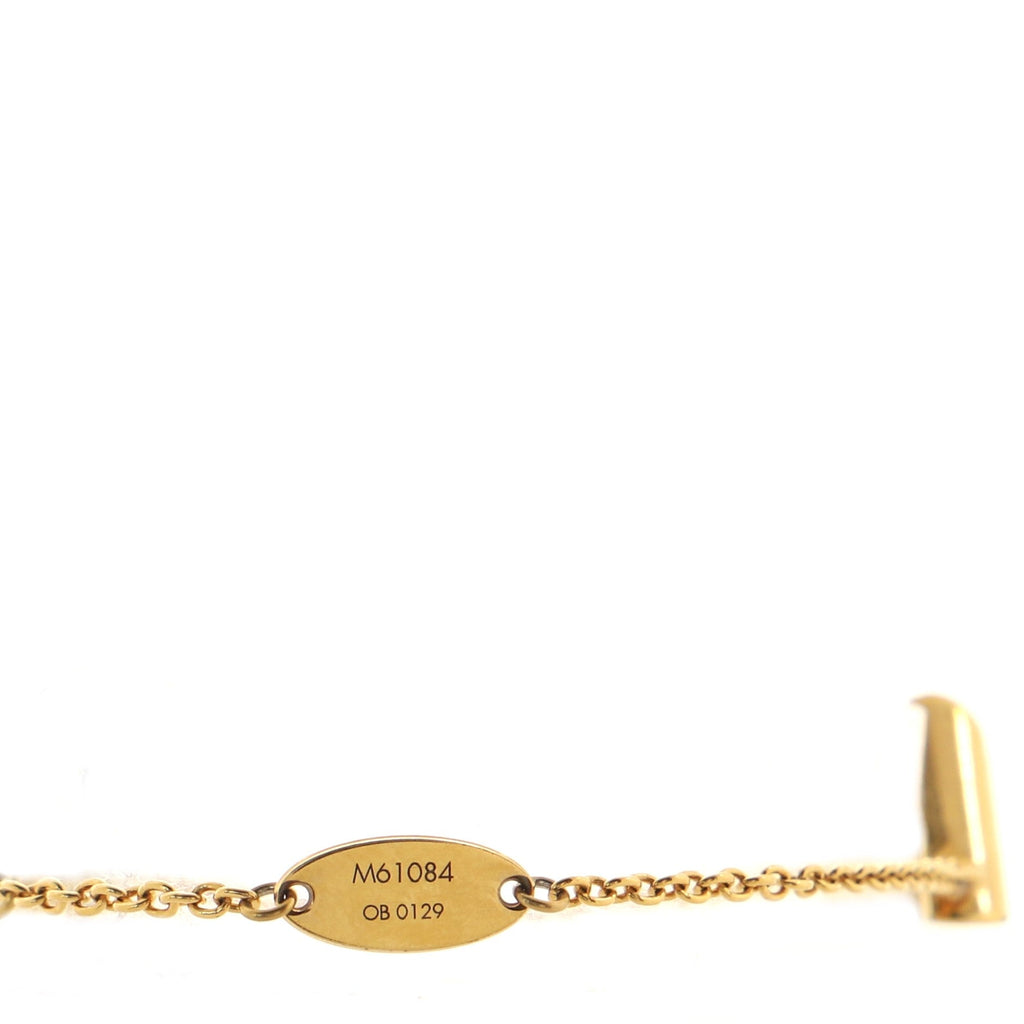 Essential V Bracelet Bracelet