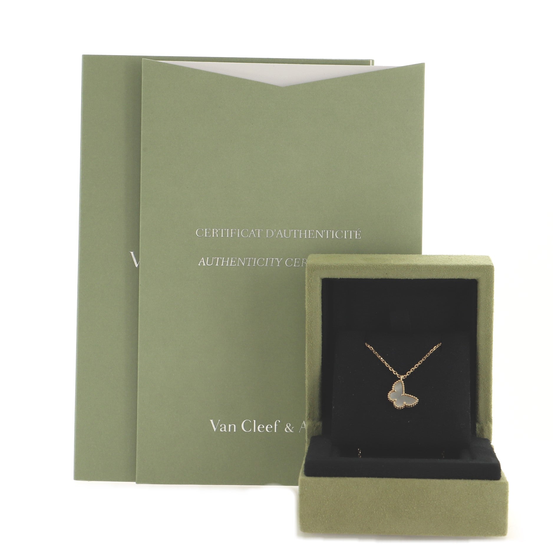 Sweet Alhambra Butterfly Pendant Necklace 18K Yellow Gold and Mother of Pearl