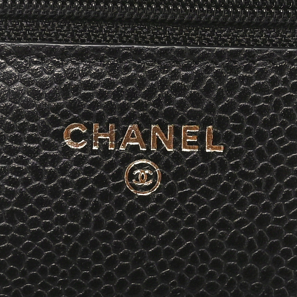 Caviar Quilted Wallet on Chain WOC Black