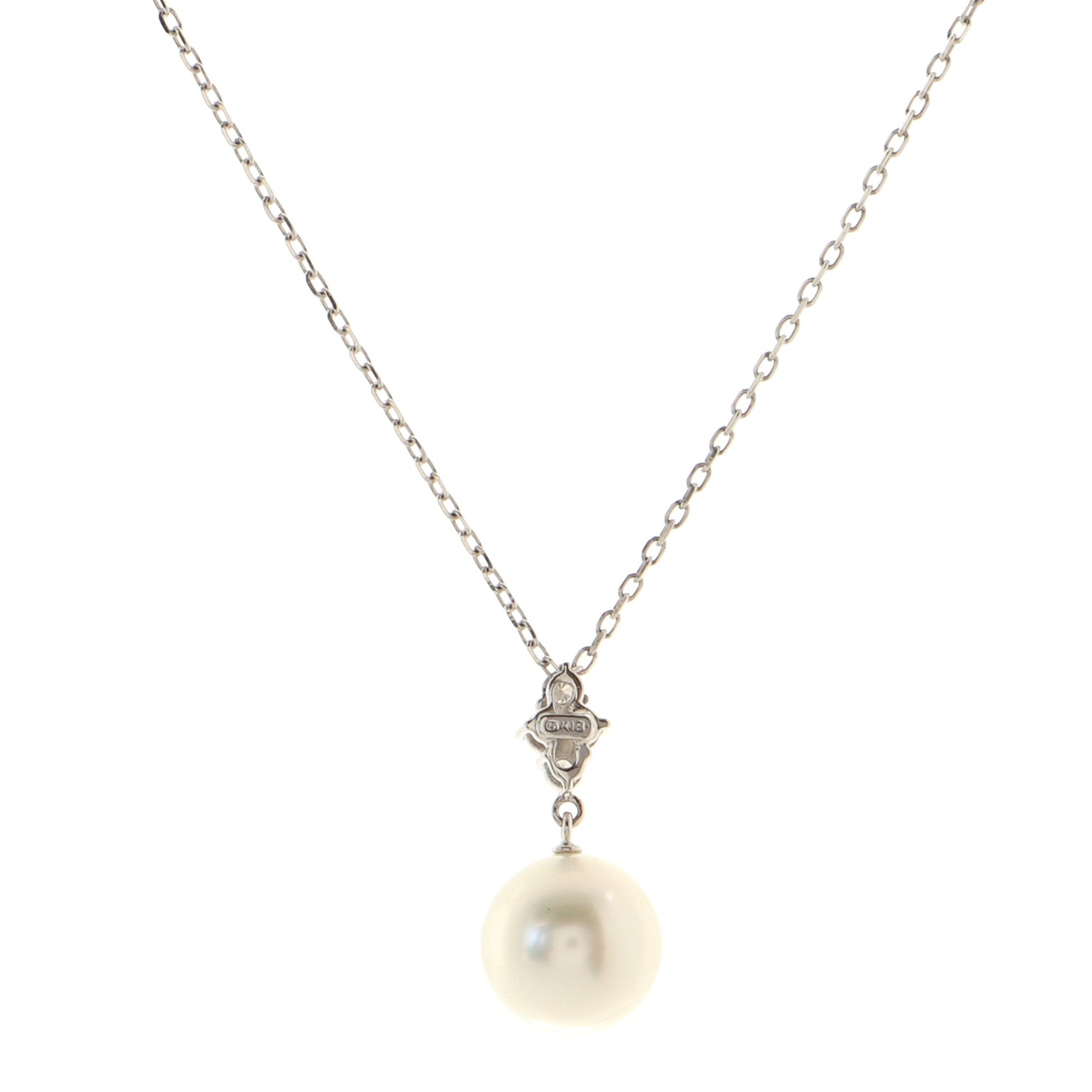 Drop Pendant Necklace 18K White Gold and Pearl with Diamonds
