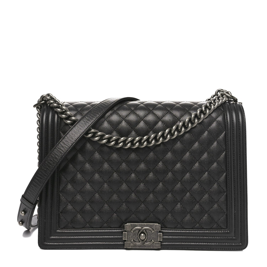 Caviar Quilted Large Boy Flap Black