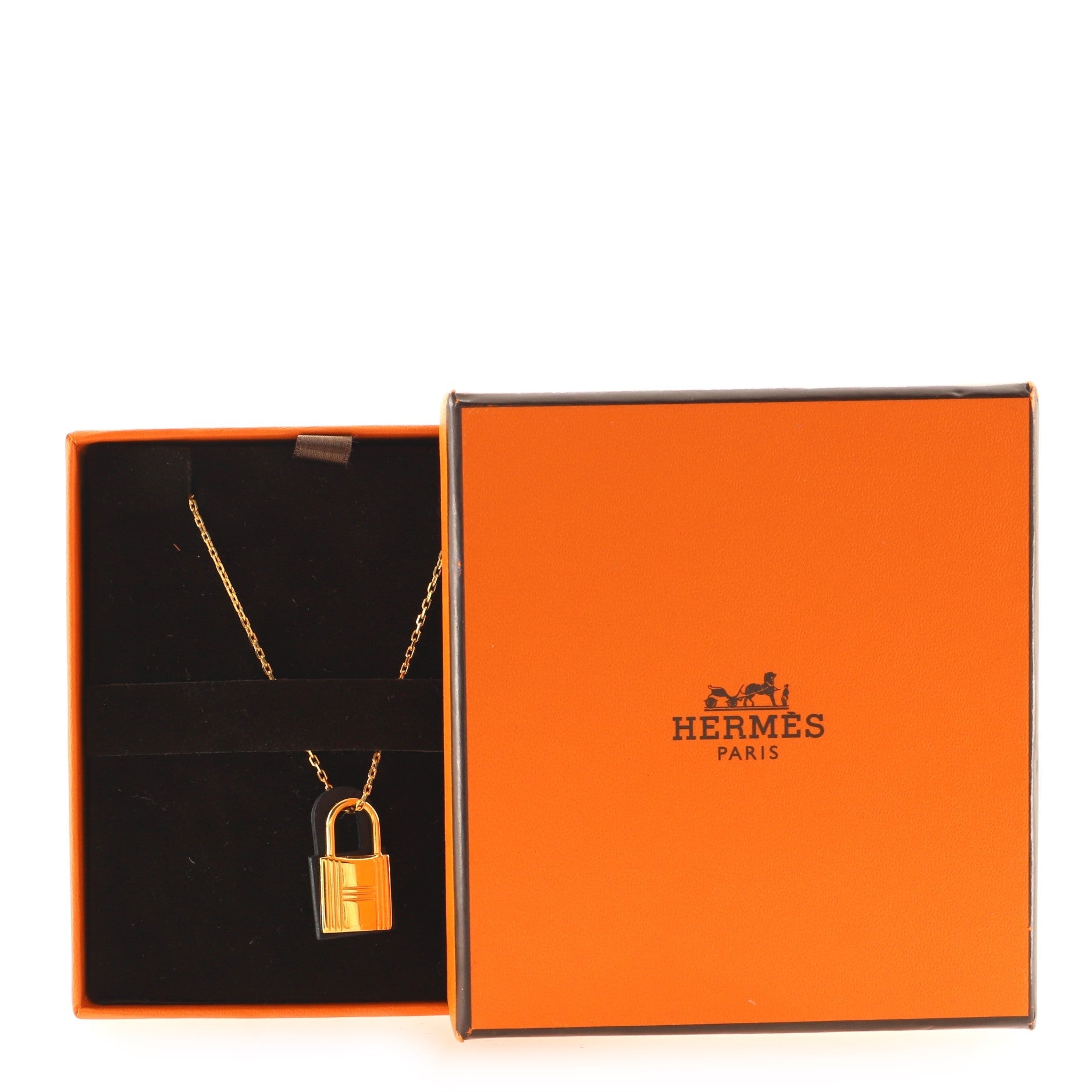 O'Kelly Pendant Necklace Metal and Leather Small