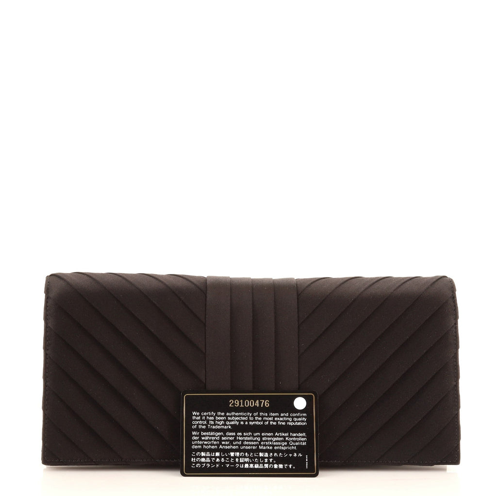 Chevron Pleated CC Flip Lock Flap Clutch Satin