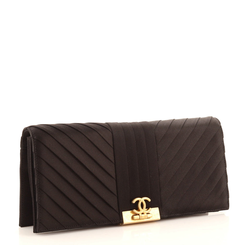 Chevron Pleated CC Flip Lock Flap Clutch Satin