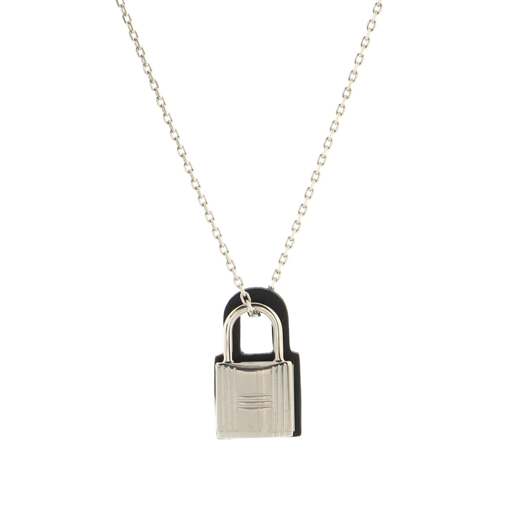 Cadenas Lock Pendant Necklace Metal