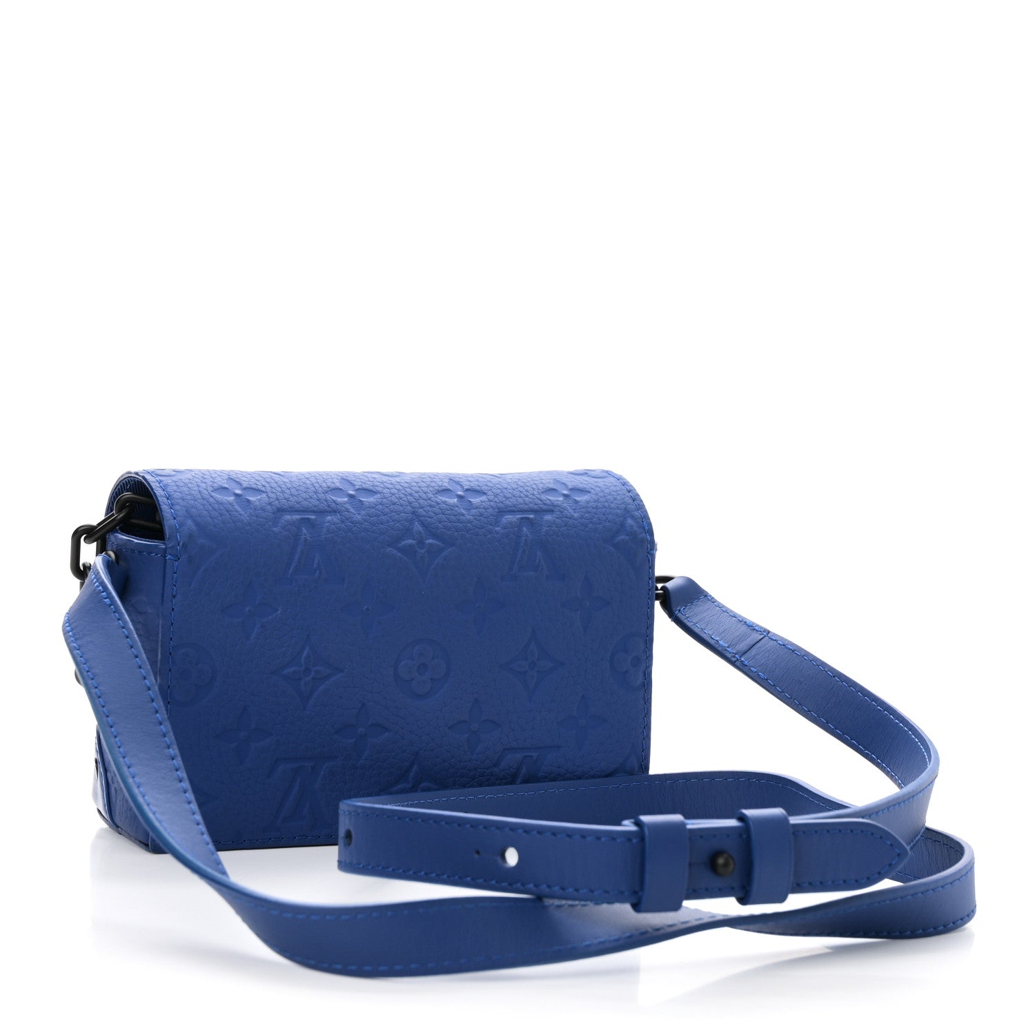 Taurillon Monogram Steamer Wearable Wallet Sapphire
