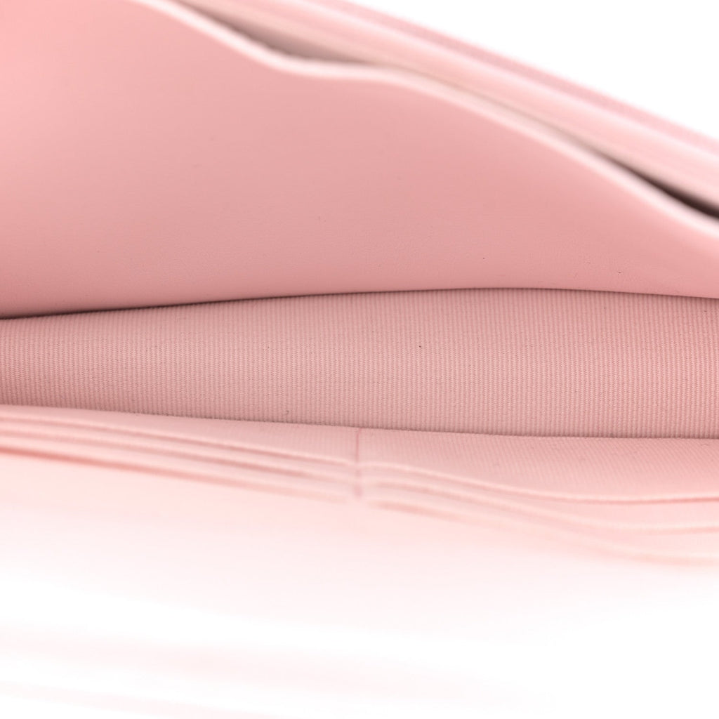Caviar Quilted Wallet on Chain WOC Light Pink