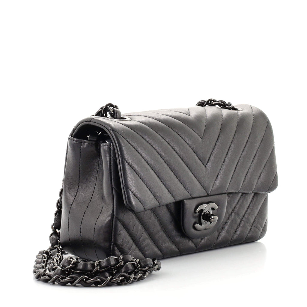 So Black Classic Single Flap Bag Chevron Lambskin Mini