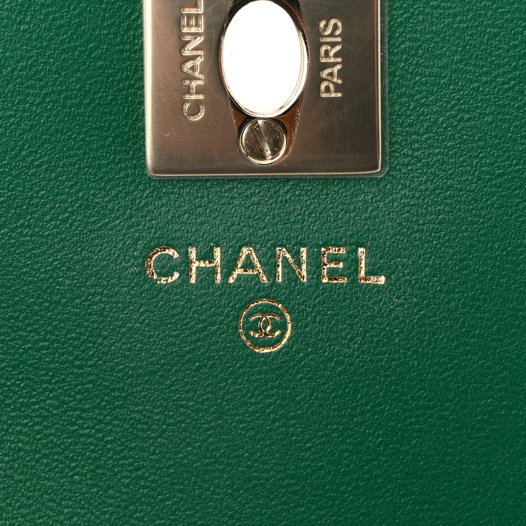 Lambskin Crystal Diamante Clutch With Chain Green