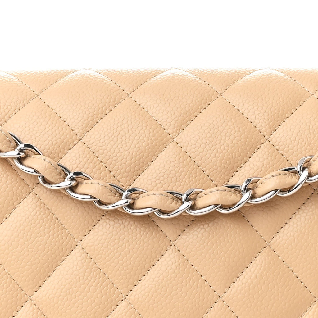 Caviar Quilted Jumbo Double Flap Beige Clair