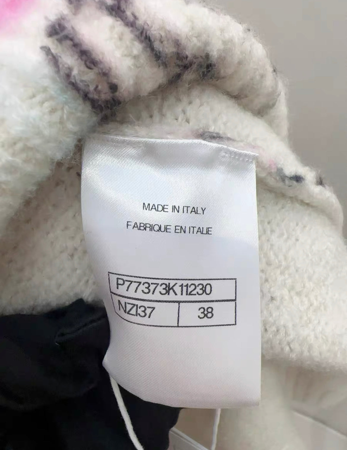 Chanel 23N coco neige Beige/Pink Cashmere igan size 38