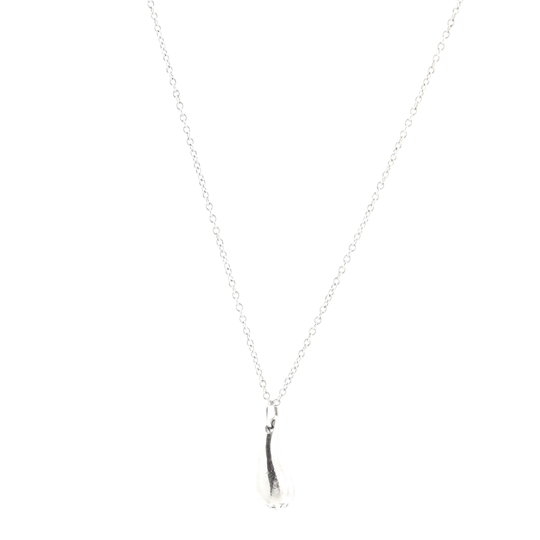 Elsa Peretti Teardrop Pendant Necklace Sterling Silver