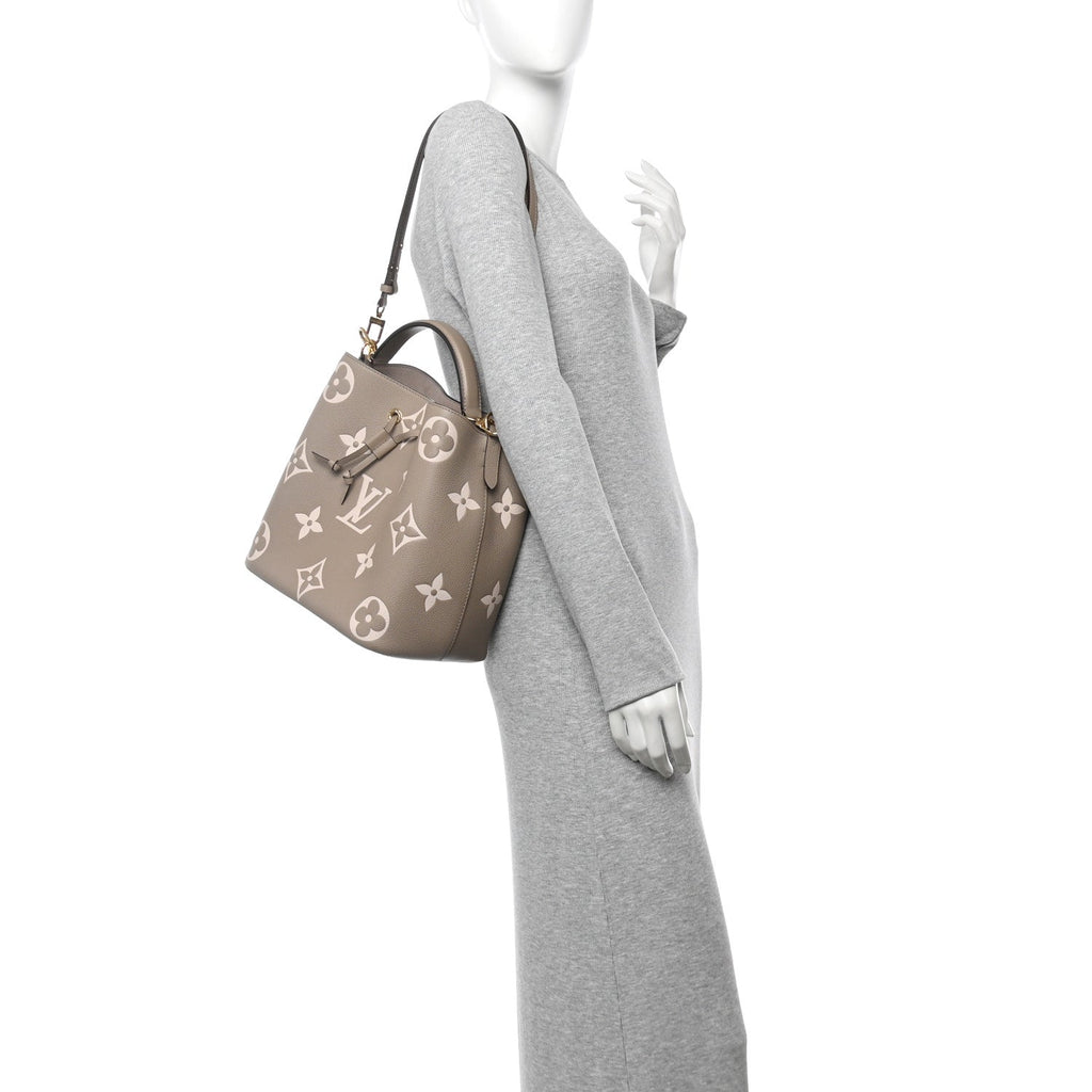 Empreinte Monogram Giant Neonoe MM Tourterelle Creme