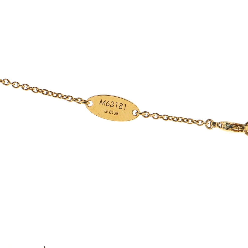 Essential V Necklace Studded Metal and Lacquer